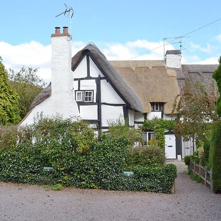 Hathaway Hamlet Villa Stratford-upon-Avon Exterior photo